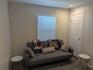 Smart TV, stereo - Brand New! Spacious mobile home! (Hackberry)