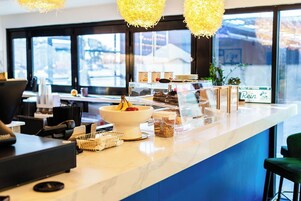 Desayuno continental incluido todos los días 