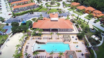 Apartment | 4 bedrooms, in-room safe, soundproofing, Internet