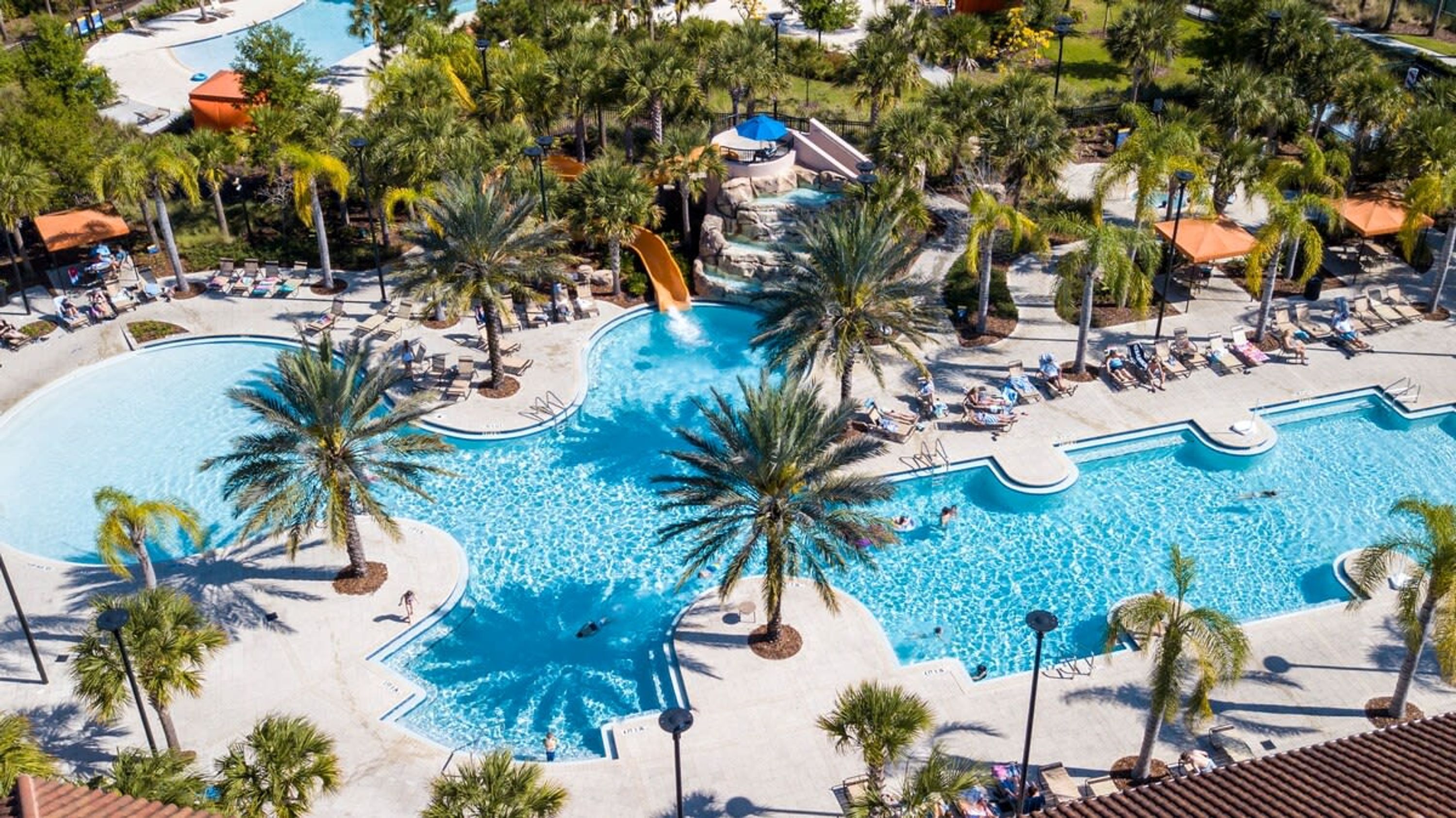 House | 5 bedrooms, desk, soundproofing, Internet