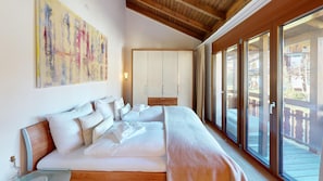 3 habitaciones, wifi gratis y ropa de cama 