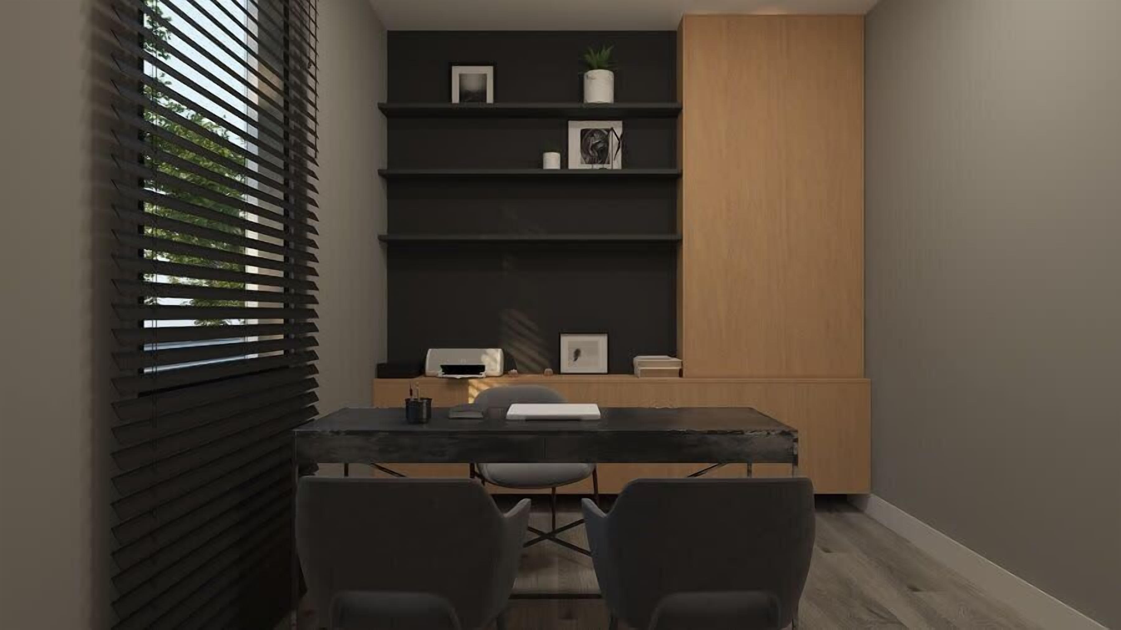 Un espace de bureau moderne avec un bureau en bois foncé, deux chaises, une bibliothèque avec des photos encadrées et une plante en pot.