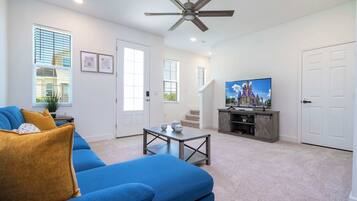 Apartment | 4 bedrooms, Internet