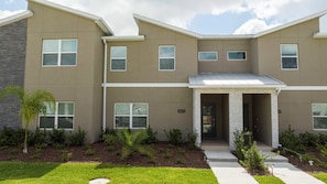 Apartment - Gorgeous 4 Bd w Pool Storey Lake Resort 2653 (Kissimmee)