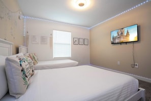 Apartment - Gorgeous 4 Bd w Pool Storey Lake Resort 2653 (Kissimmee)