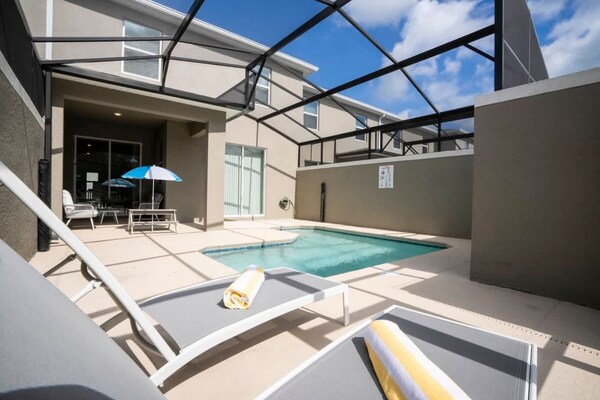 Gorgeous 4 Bd W Pool Storey Lake Resort 2653 - Kissimmee, FL