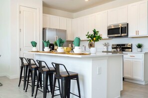 Apartment | 3 bedrooms, Internet - Marvelous 3 Bd Close to Disney Enclaves at Festival 827 (Davenport)