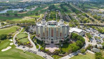 House | 5 bedrooms, Internet