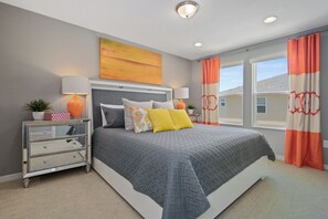 4 bedrooms, desk, soundproofing, Internet - Stunning 4Bd Sleeps9 w Jacuzzi Close to Disney Compass Bay 5113 (Kissimmee)