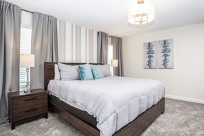 4 bedrooms, Internet - Sanitized Gorgeous Family Getaway 4Bd Home w Pool Close to Disney 4983 (Kissimmee)