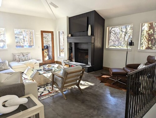 The Springs - Steps from Warm Springs Base