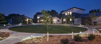 Bluffside Gardens Redbud Series Unit 5A