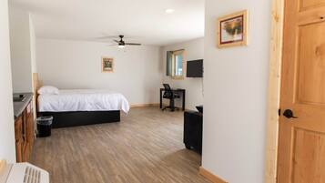 1 soverom, strykejern/-brett, wi-fi og sengetøy