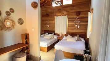 Estudio Deluxe | Escritorio, wifi gratis y ropa de cama