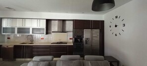 Fridge, microwave, oven, stovetop - Casa Roma Monachil en Parque Natural Los Cahorros, Granada (Monachil)