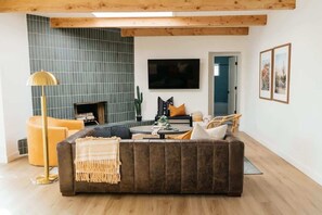 TV, fireplace, offices - Desert Dreams ~ A Lux Oasis (Phoenix)