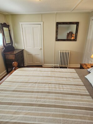 4 soveværelser, skrivebord, strygejern/strygebræt, gratis Wi-Fi