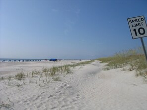 Liegestühle, Strandtücher