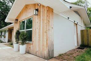 Exterior detail - Private Suite by UCA and Conway Regional (Conway)