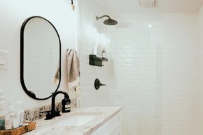 Bathroom - Private Suite by UCA and Conway Regional (Conway)