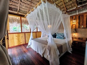 1 habitación, minibar y caja de seguridad en la habitación 