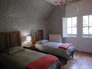 2 habitaciones y ropa de cama 