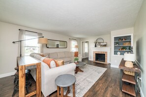 Älytelevisio, kirjoja, stereot