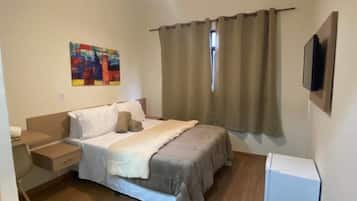 1 habitación, ropa de cama hipoalergénica y muebles diferentes