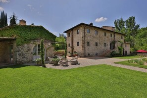 Exterior - Villa Lusso - Private villa with pool in Tuscany (Barberino Tavarnelle)