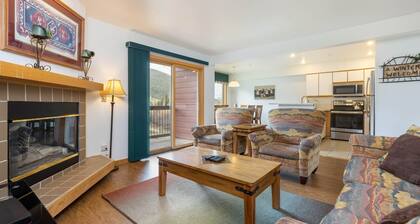 113 Cinnamon Ridge 2 Bedroom Condo by RedAwning