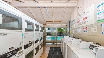 Condo, 1 Bedroom | Interior