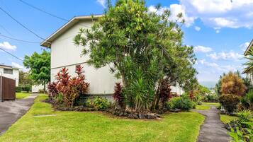 Condo, 1 Bedroom | Property grounds