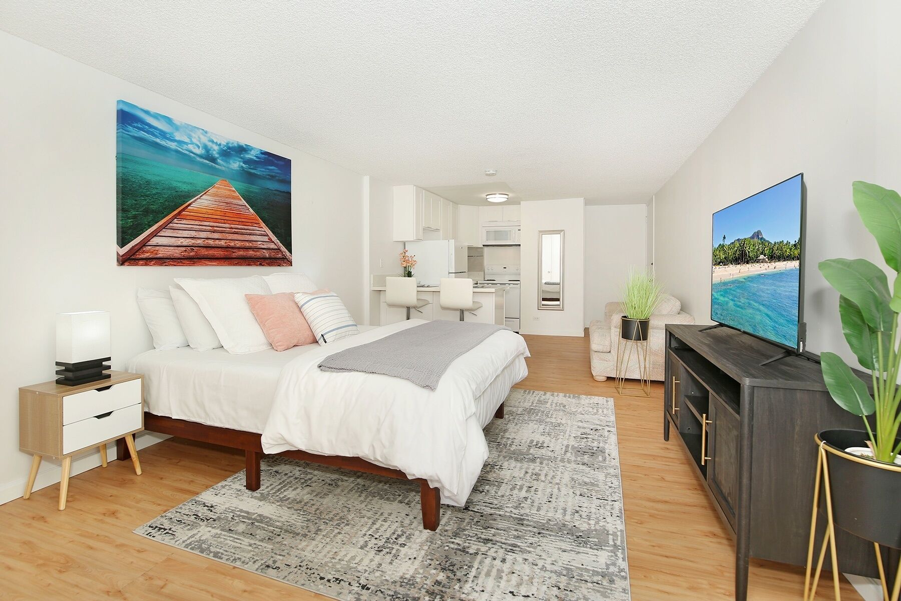 สตูดิโอ | เตารีด/โต๊ะรีดผ้า, Wi-Fi ฟรี