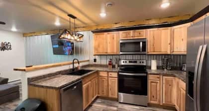 Bear Cave Rental Unit