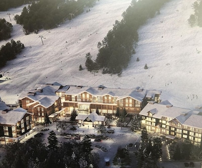 Brand New 2-Story Loft Residence Above Cranmore Mountain Lodge