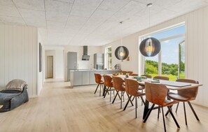 Dining - Amazing home in Ebeltoft with WiFi (Ebeltoft)