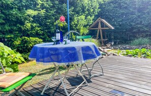 Outdoor dining - Stunning home in Dabel with WiFi (Dabel)