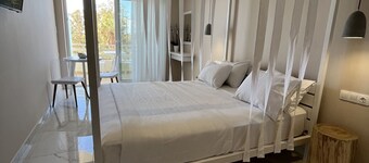 Mear Luxury Apartments and Studios