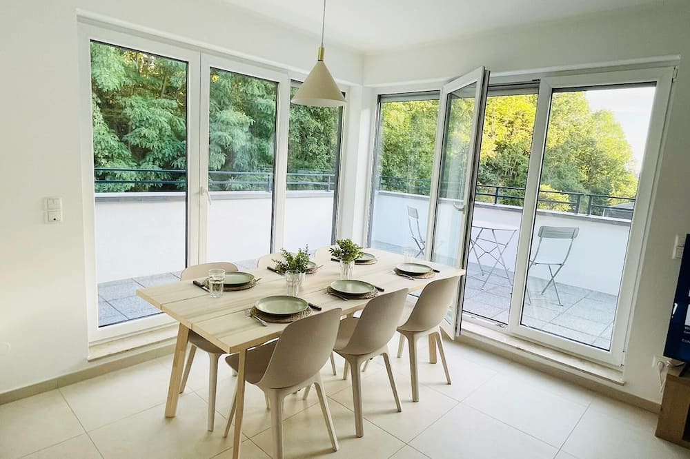 Luxury Green Penthouse Terrace & Parking
