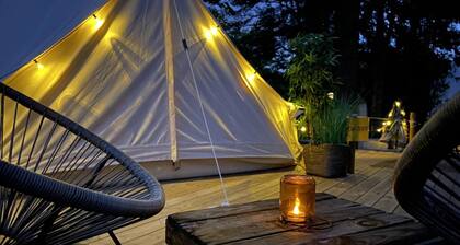 B&B Glamping Tent Sleeps 2 - Sauna, Spa, Wifi