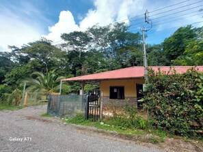 Exterior - Casa Familiar Grande Mono Congo de osa (Puerto Jiménez)