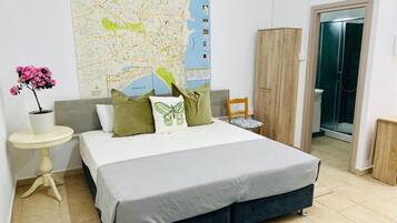 Studio | Setrika/meja setrika, Wi-Fi gratis, dan seprai linen