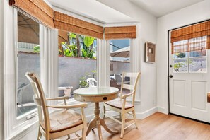 Interior - Gorgeous Newport Beach Rental (Newport Beach)