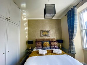 Luxury Apartment, Multiple Beds