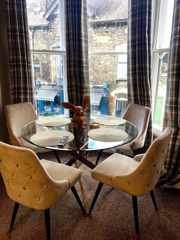 Luxury Apartment, Multiple Beds | In-room dining - Merewyke Boutique Apartments (Windermere)