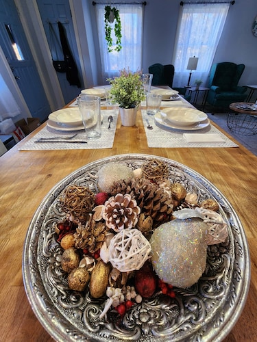 Cozy House On The HILL Military Family Favorite