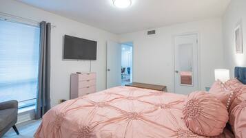 1 chambre, fer et planche à repasser, Wi-Fi, draps fournis