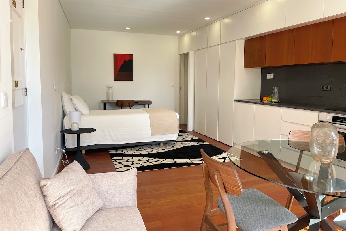 Estudio superior | 1 habitación y decoración personalizada