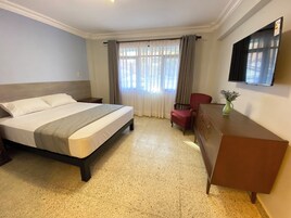 Ropa de cama de alta calidad, cubrecamas y colchones con efecto memoria 