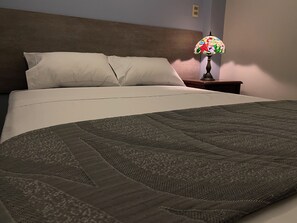 Ropa de cama de alta calidad, cubrecamas y colchones con efecto memoria